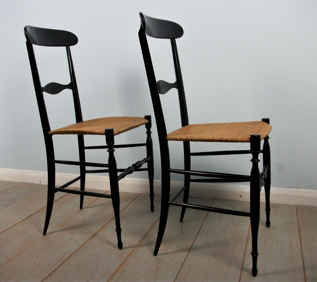 A Pair Of Italian Mid-Century Modern  Chiavari Chairs.JPG